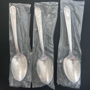 SET OF 3 PRESIDENTIAL SPOONS, George Washington, John Adams, Thomas Jefferson